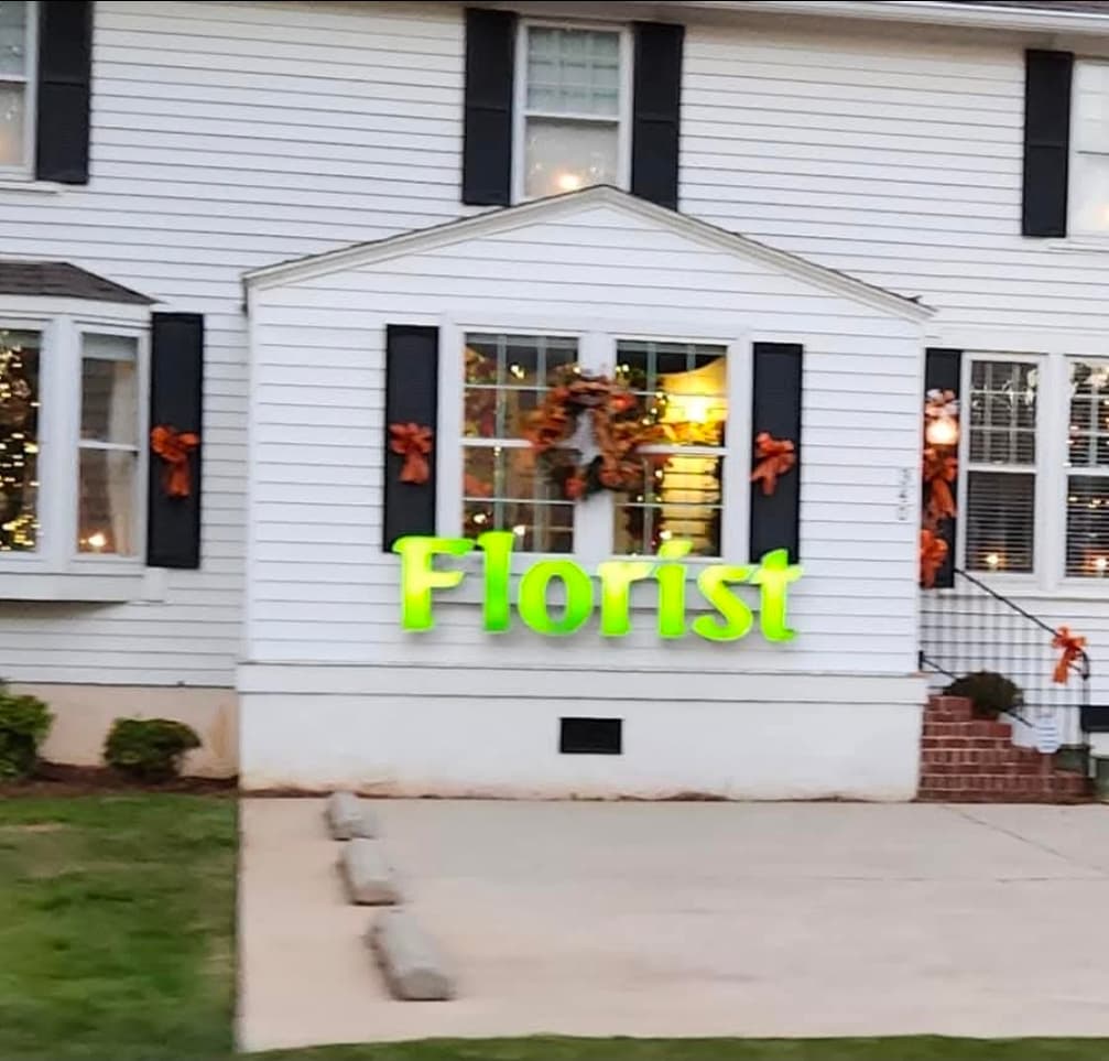 Michael's Florist - Image 1