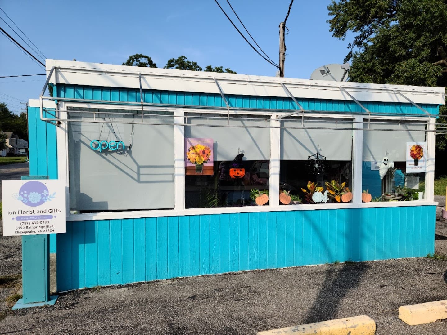 Ion Florist and Gifts - Image 1