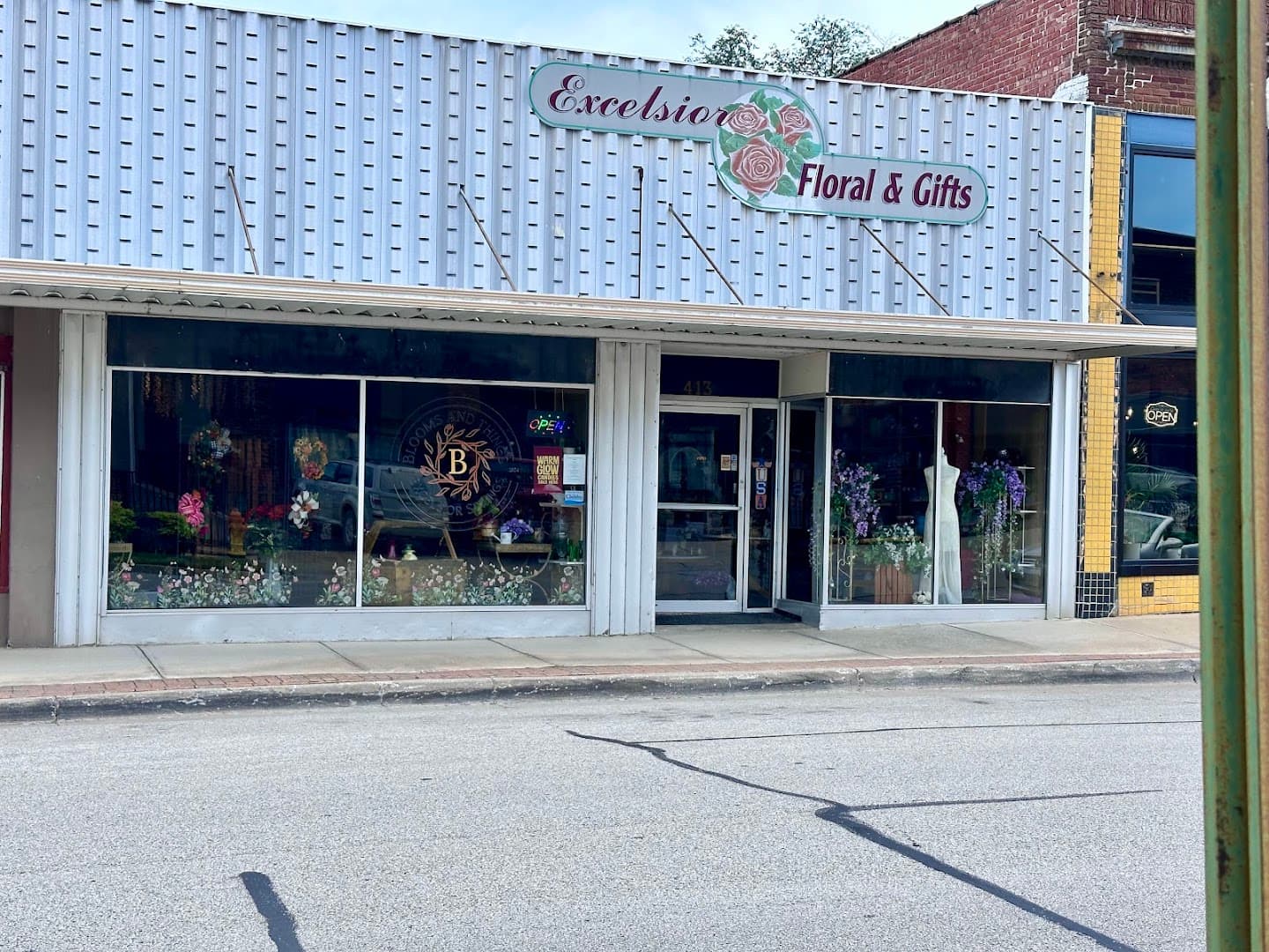 Blooms and Things Excelsior Springs - Image 1