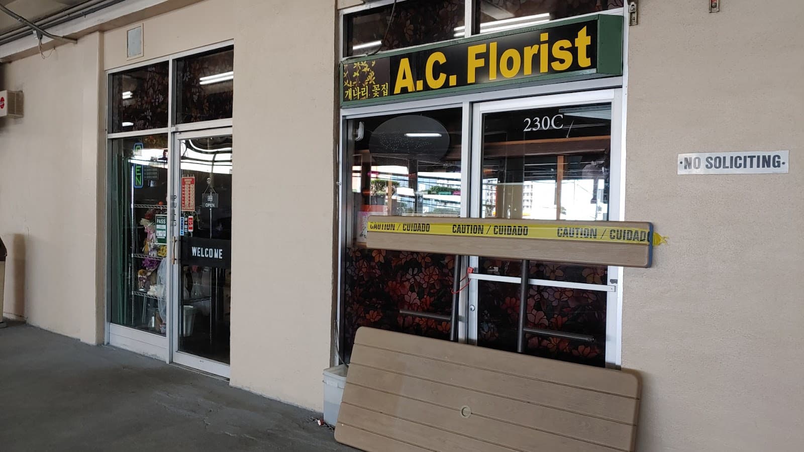 AC Florist / 개나리 꽃집 - Image 1