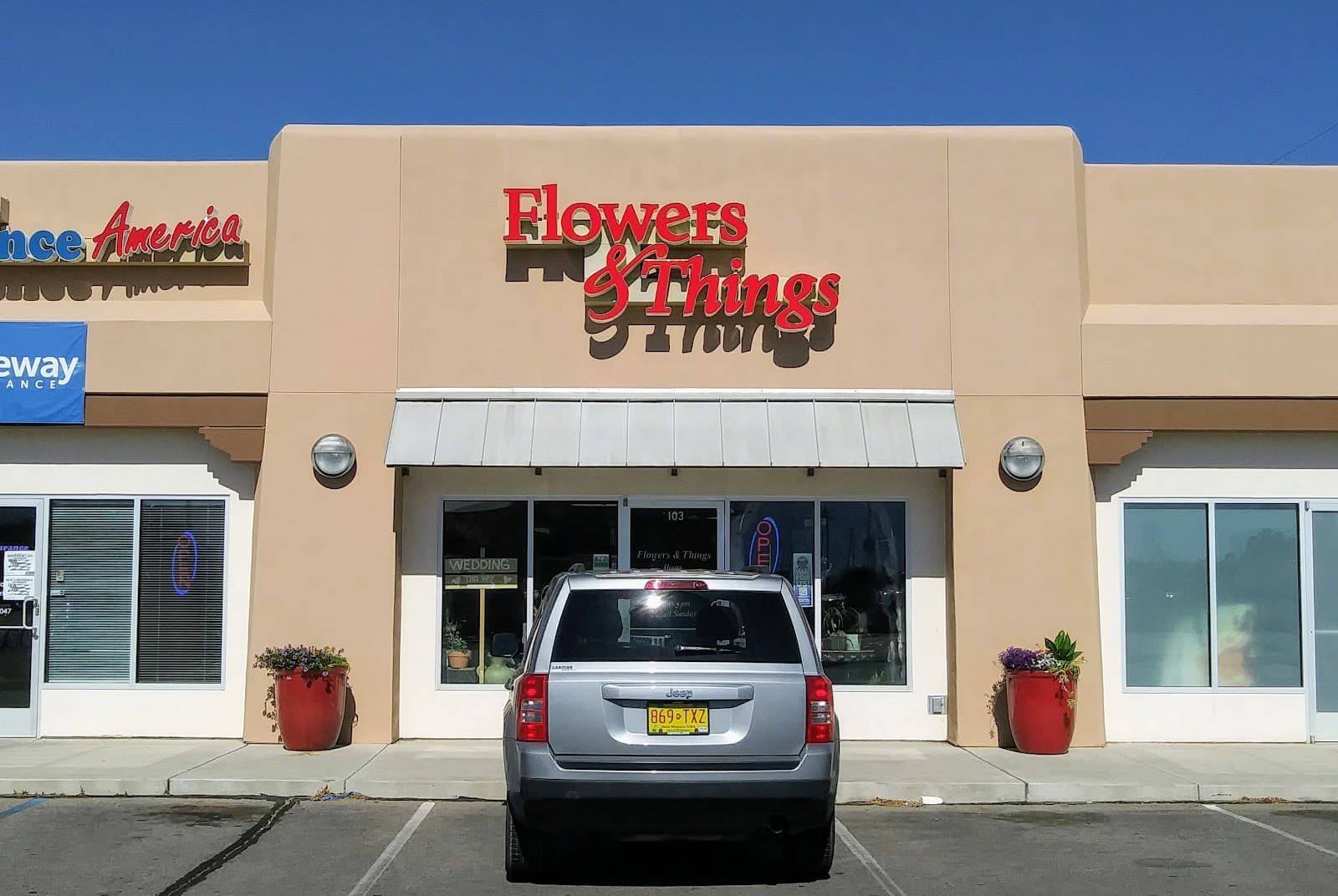 Flowers & Things - Image 1