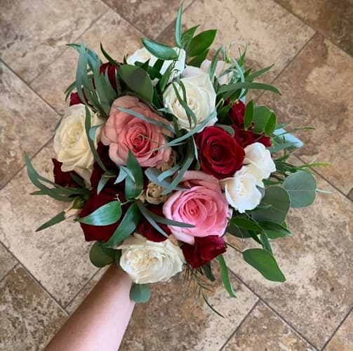 Rosa's Florist - Image 1