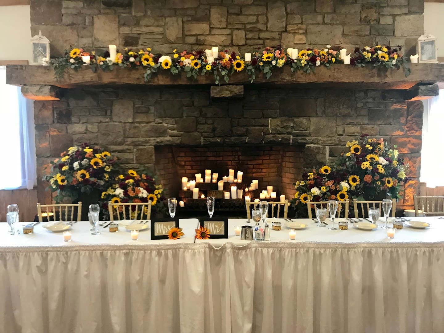 Linda Brown's Floral - Image 1