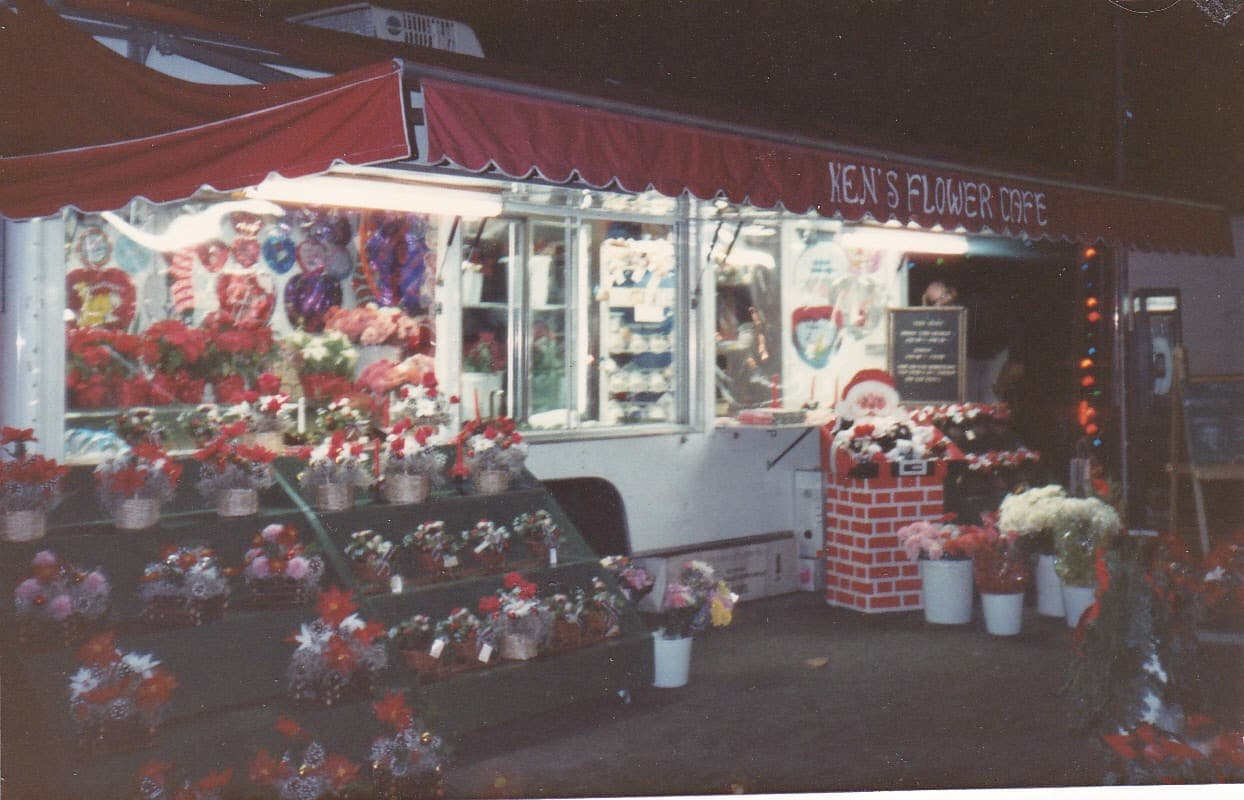 Ken's Flower Cafe Inc - Image 1