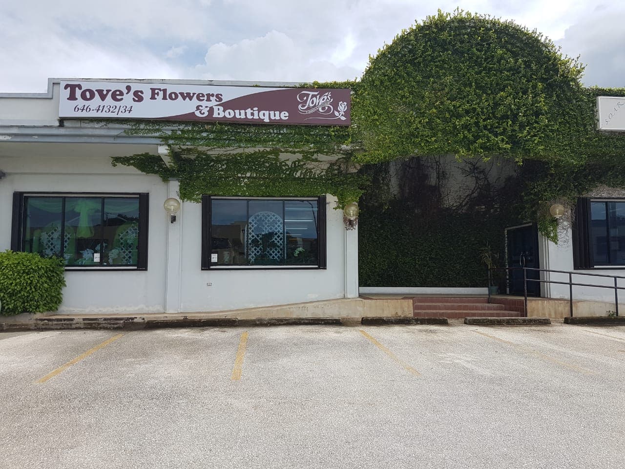 Tove's Flower Shop - Image 1