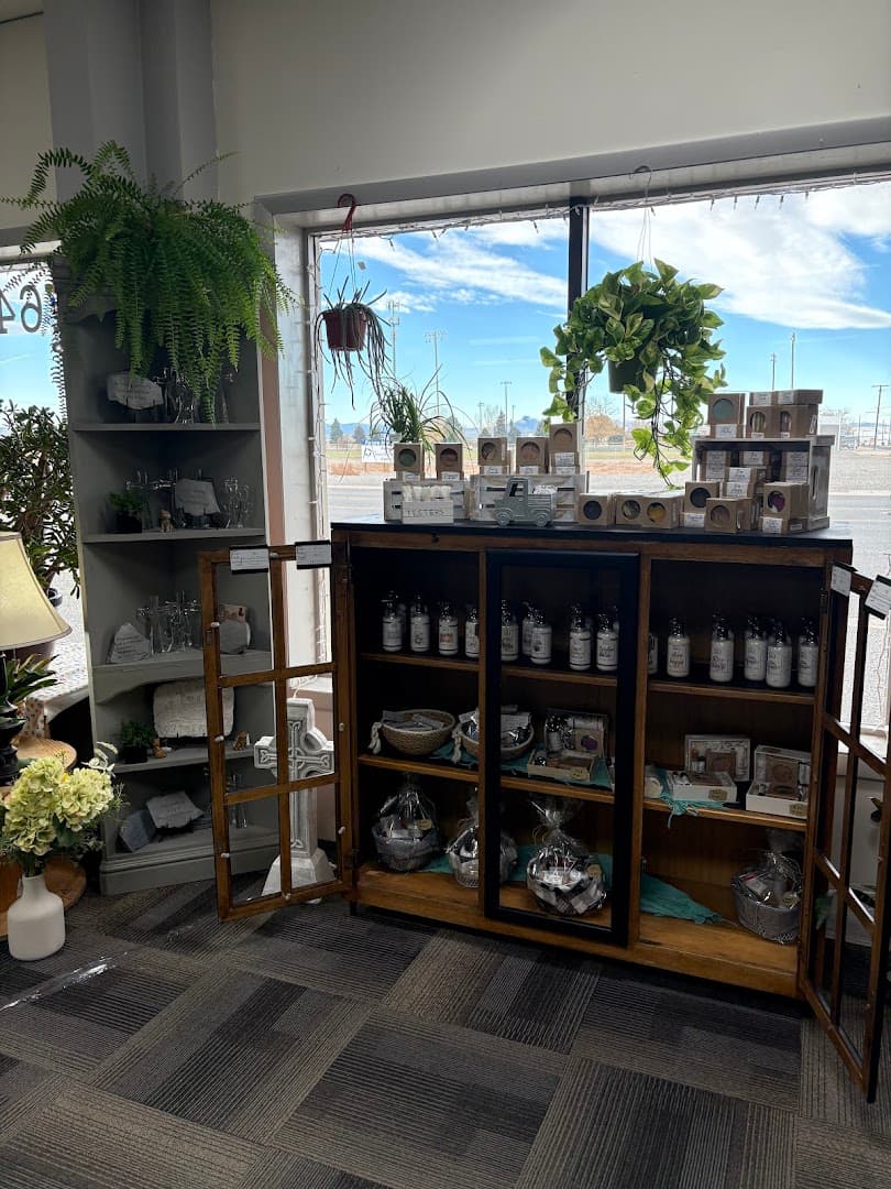 Hillside Floral LLC - Image 1