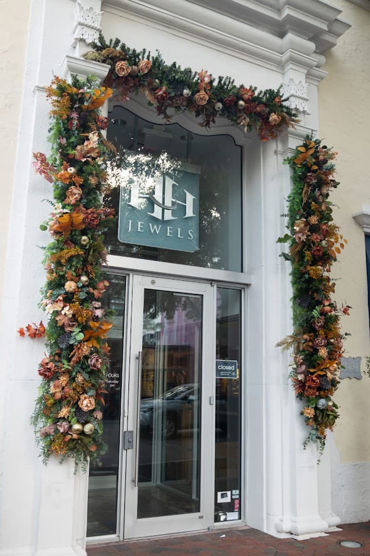 Golden Creations Events - Image 1
