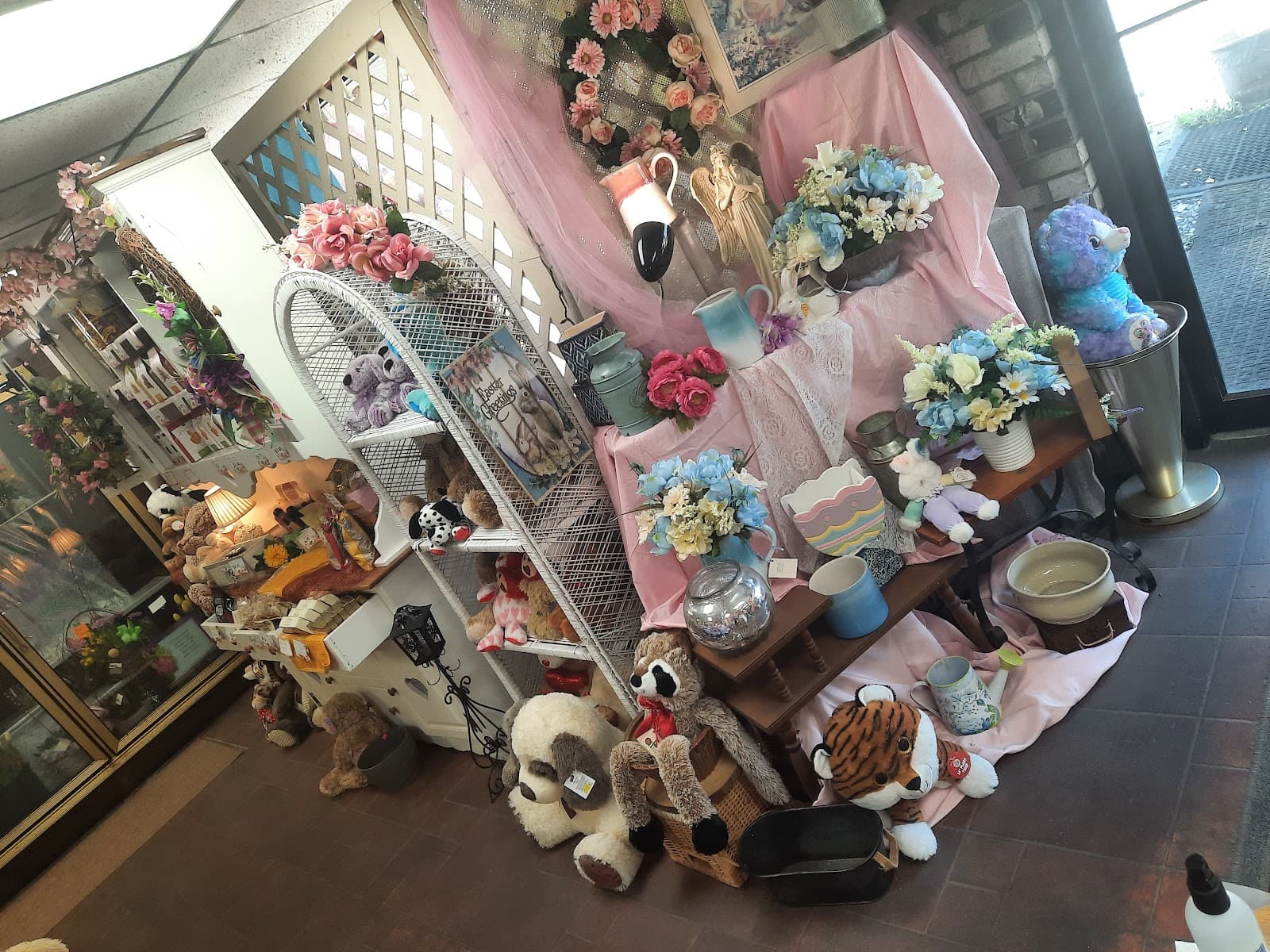 Antons Florist - Image 1
