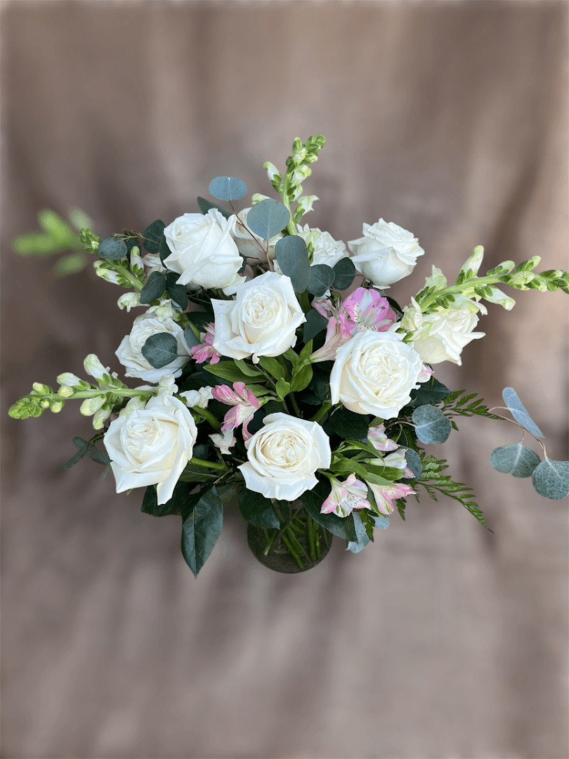 Live Love Flowers - Image 1