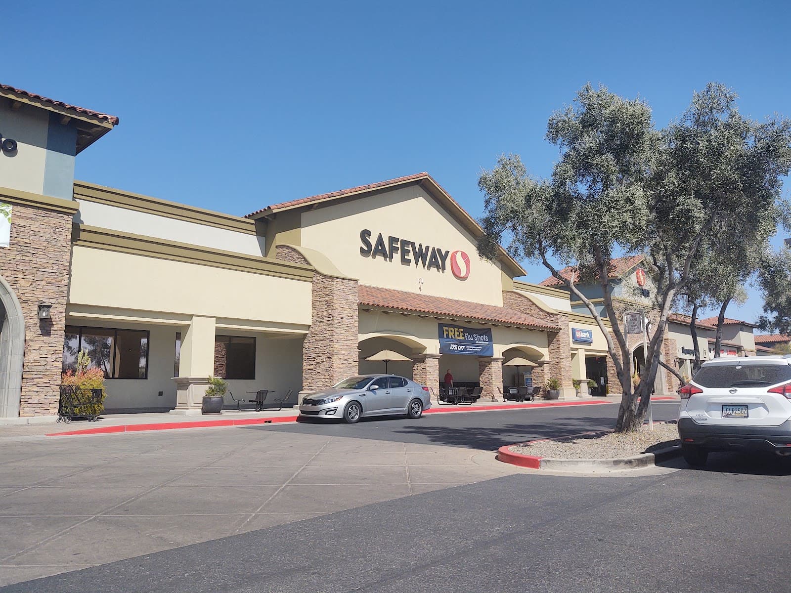 Safeway Floral - Image 1