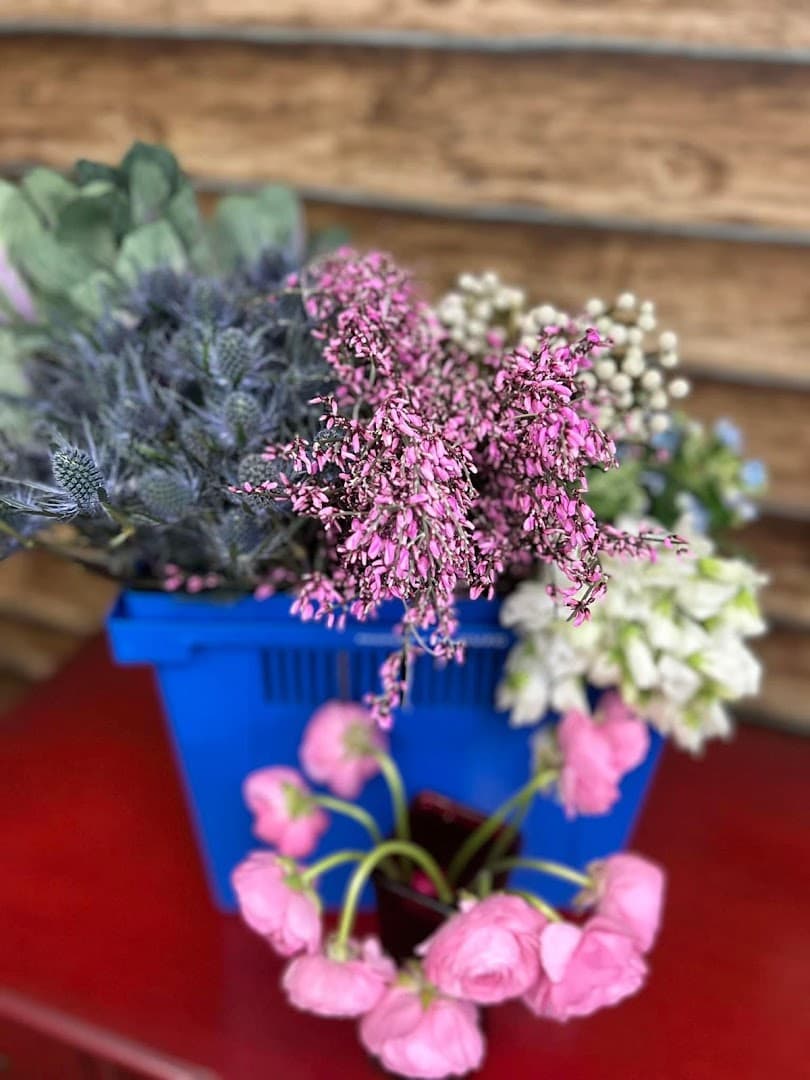 Washington Square Flower Shop - Image 1