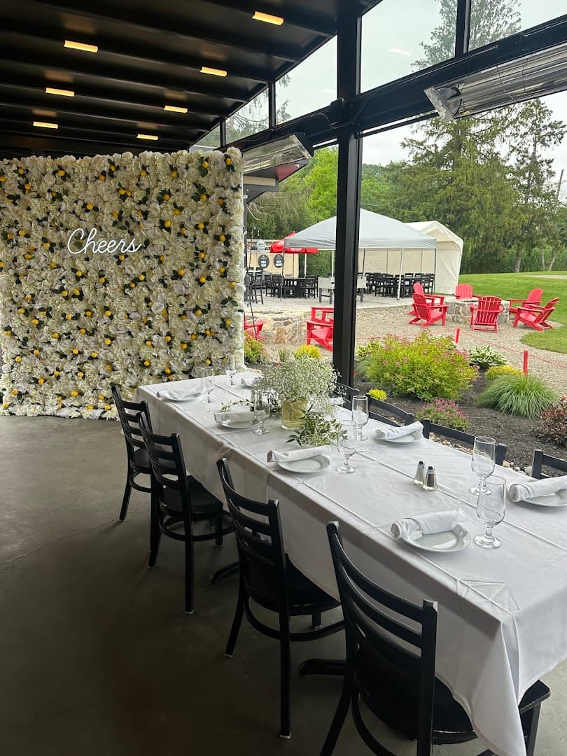 Four Seasons Flower Shop - Image 1