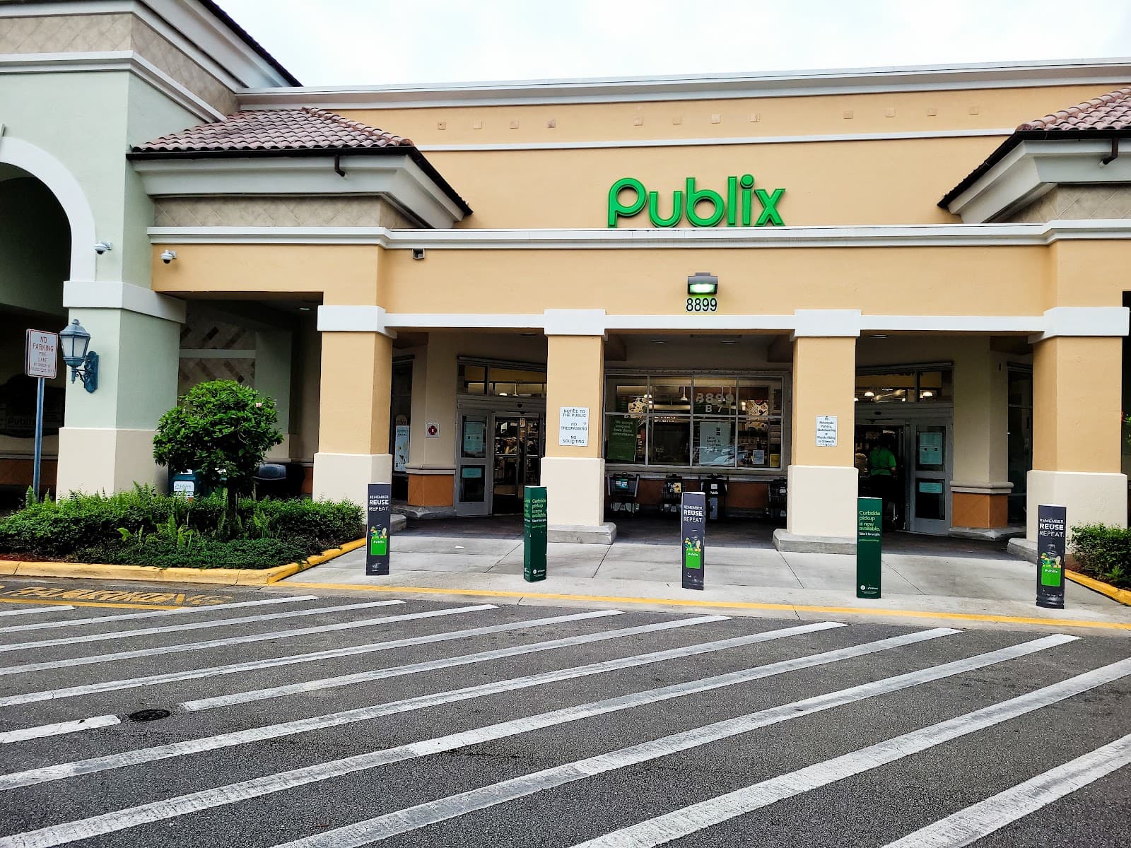 Publix Super Market at Town Commons - Image 1