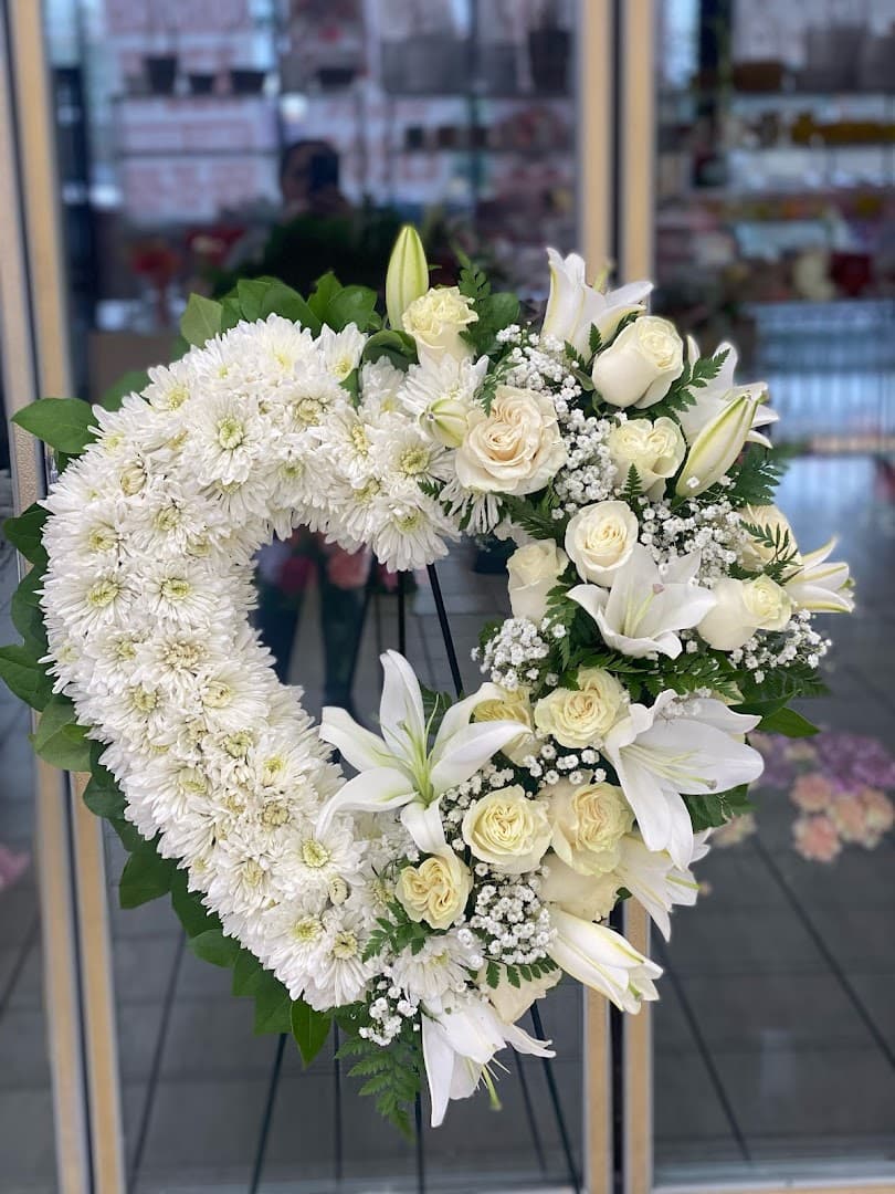 La Sierra Florist - Image 1