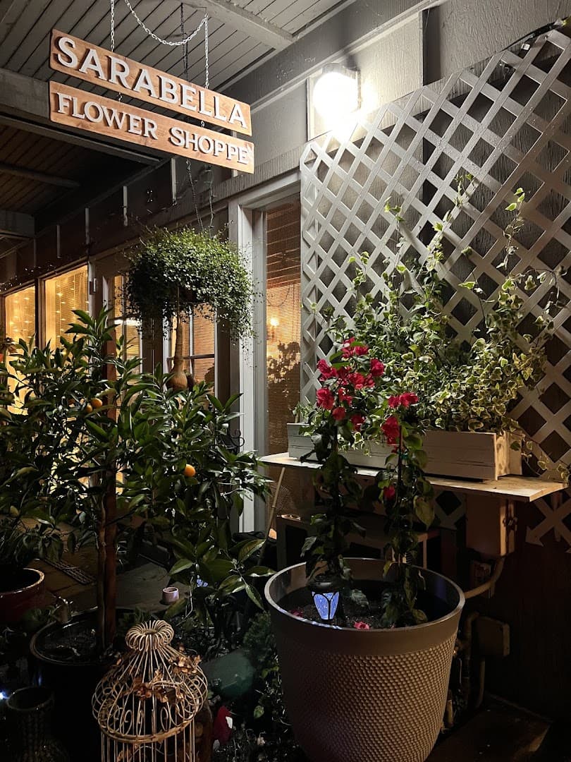 SaraBella flower shoppe - Image 1