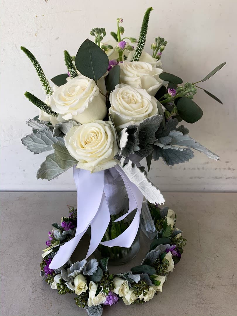 Cindy's Lei & Flower Shoppe - Image 1