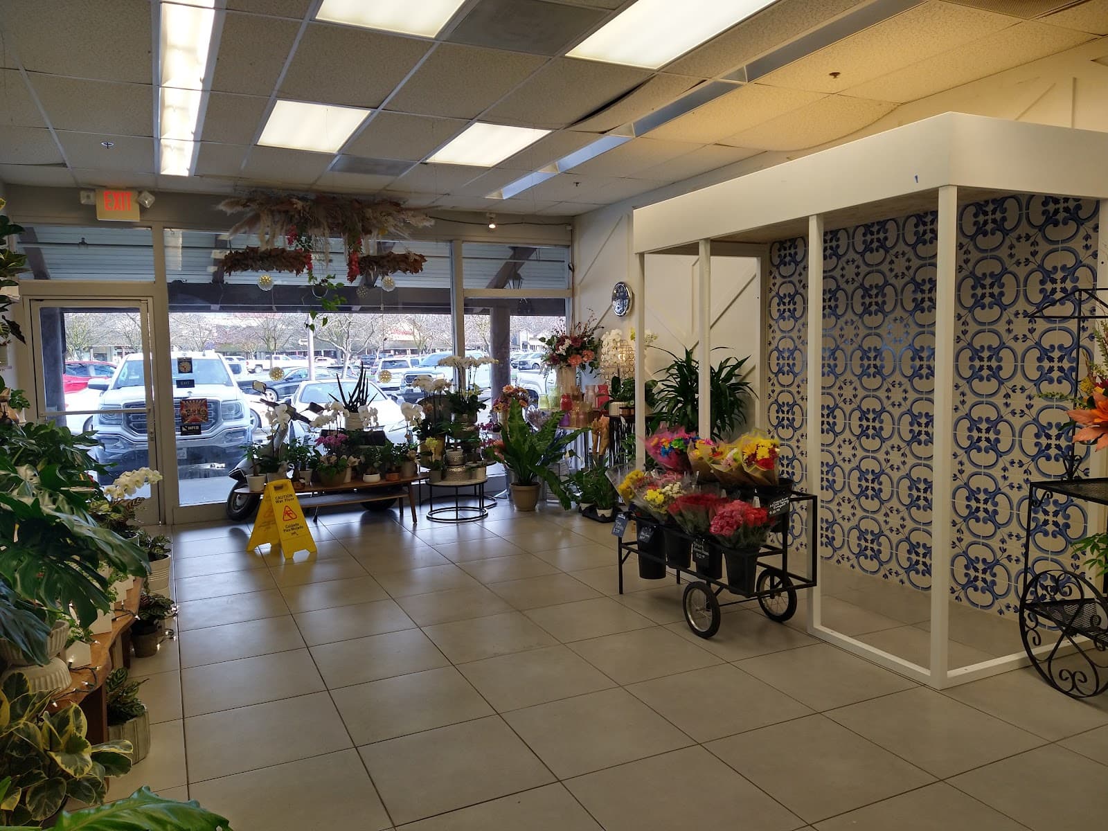 Fresh Ideas Flower Co. Fresno Florist & Flower Delivery - Image 1