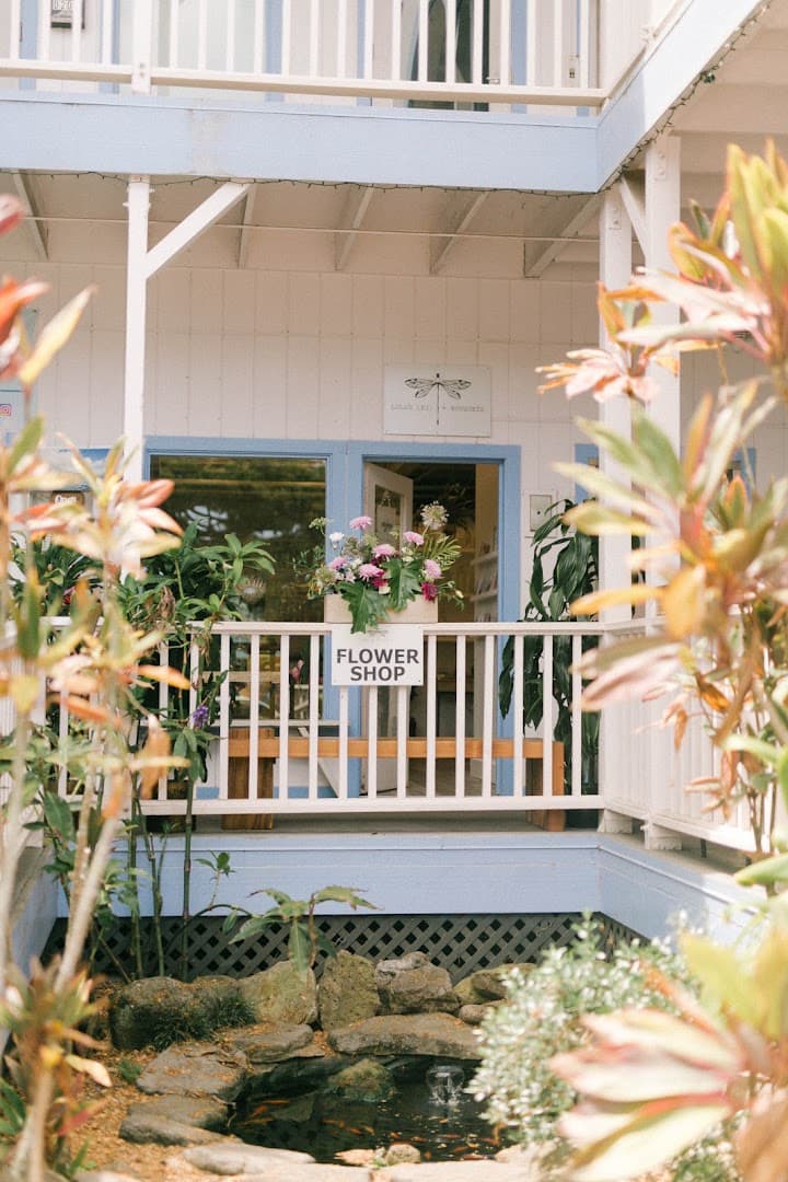 Lulu's Lei and Bouquets - Image 1