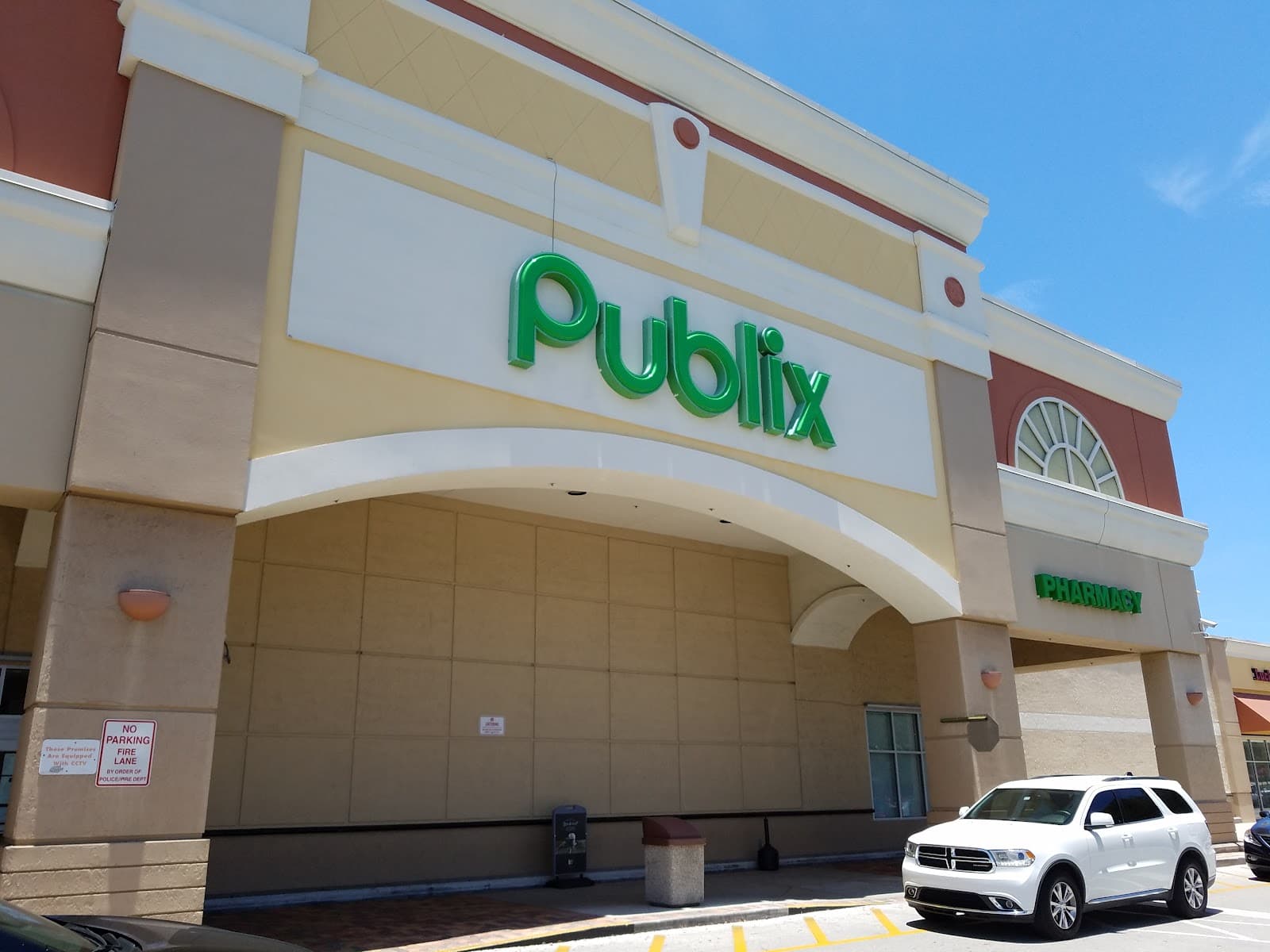 Publix Super Market at Sunshine Plaza - Image 1