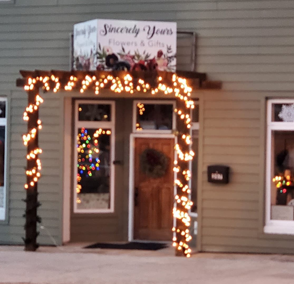 Sincerely Yours Flowers & Gifts - Image 1