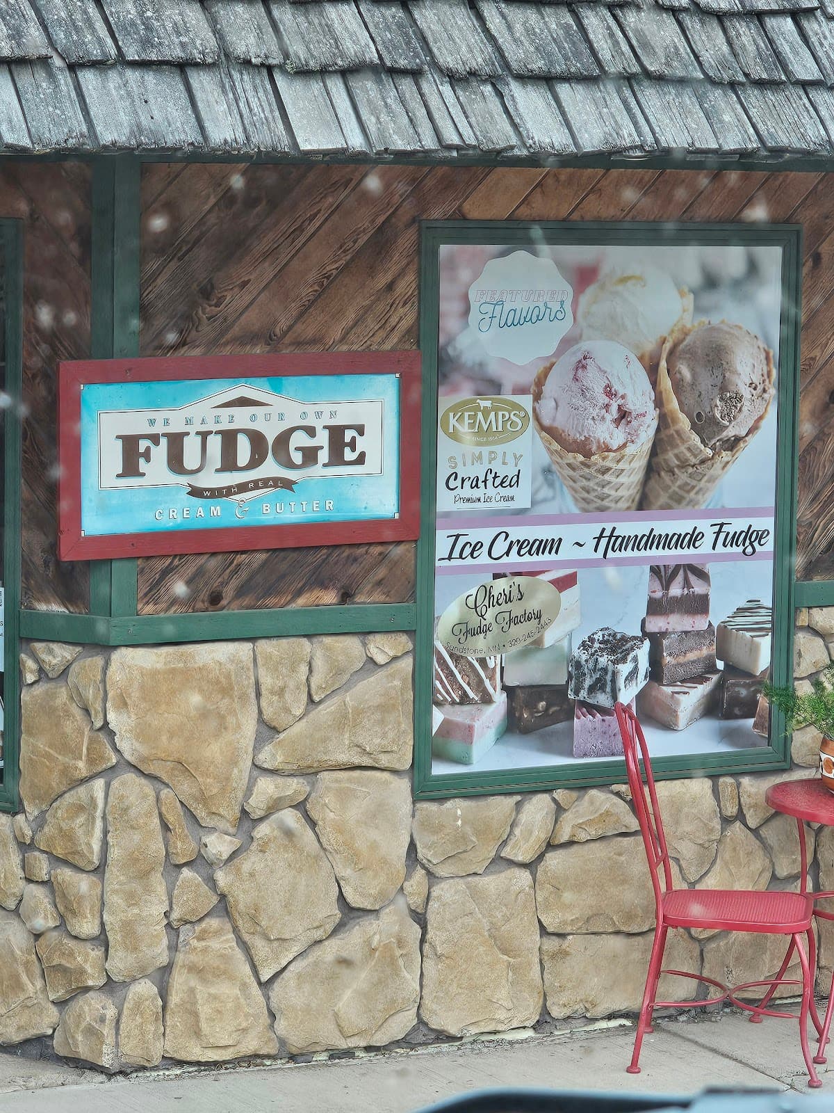 Northern Bloom & Gifts - Image 1