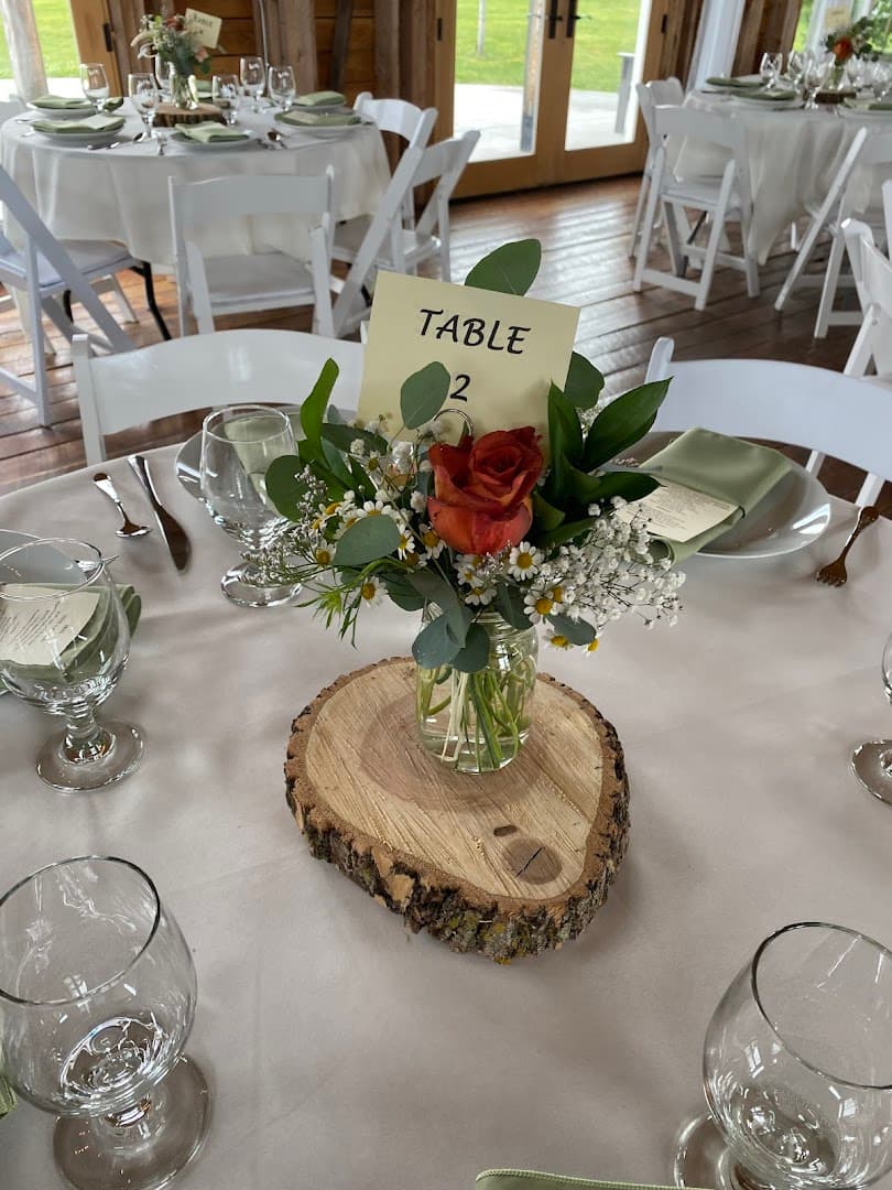 Saddle Up Stems Floral Design - Image 1