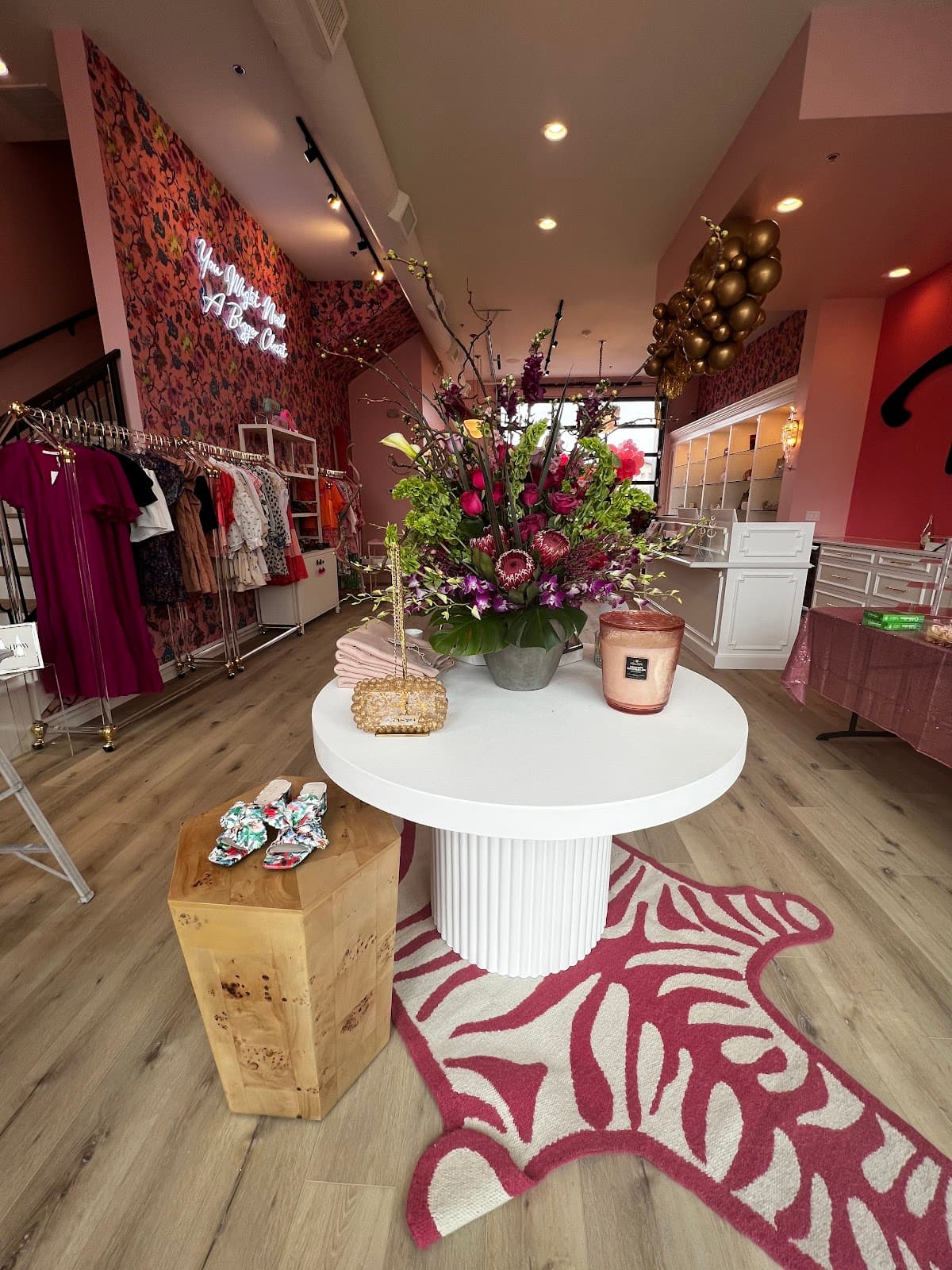 L Floral Studio - Image 1