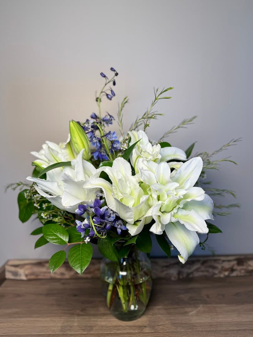 Cedar LeFleur & Gifts - Image 1