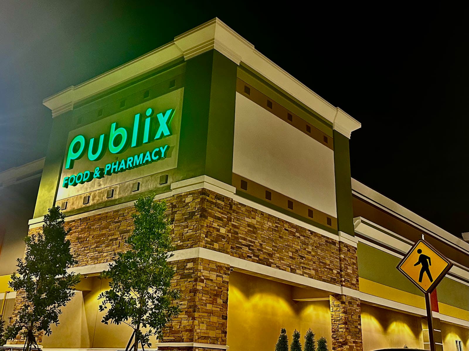 Publix Super Market at Bal Harbour Square - Image 1