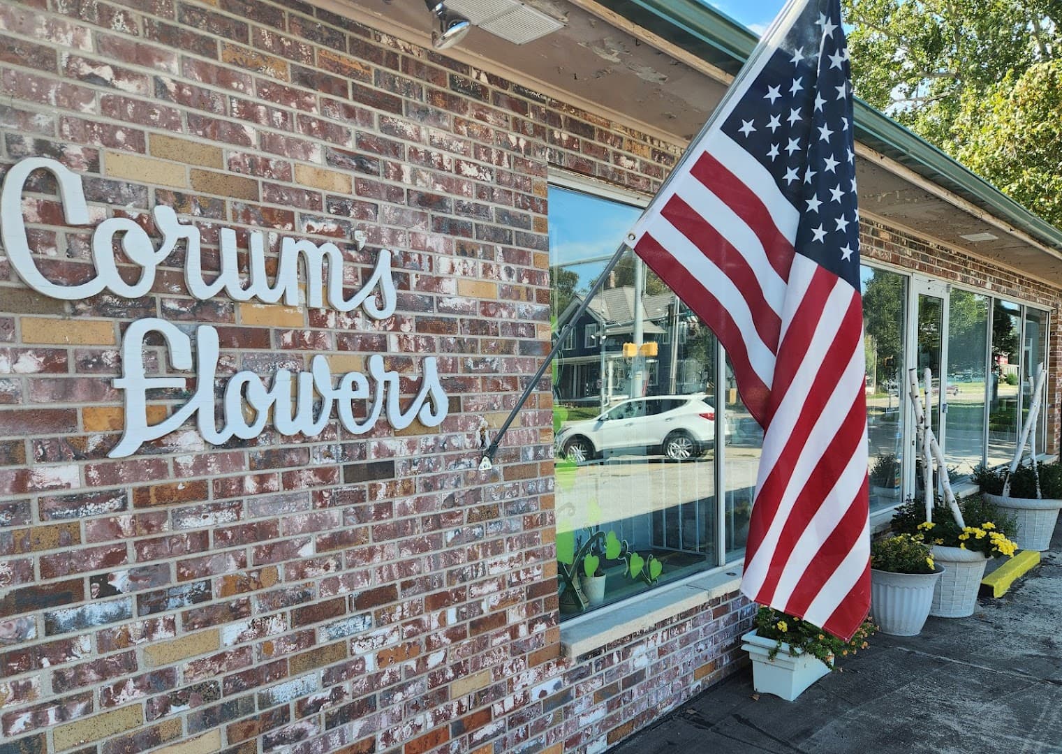 Corum's Flowers & Gifts - Image 1