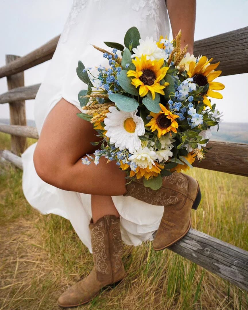 Tilly Roots Floral - Image 1