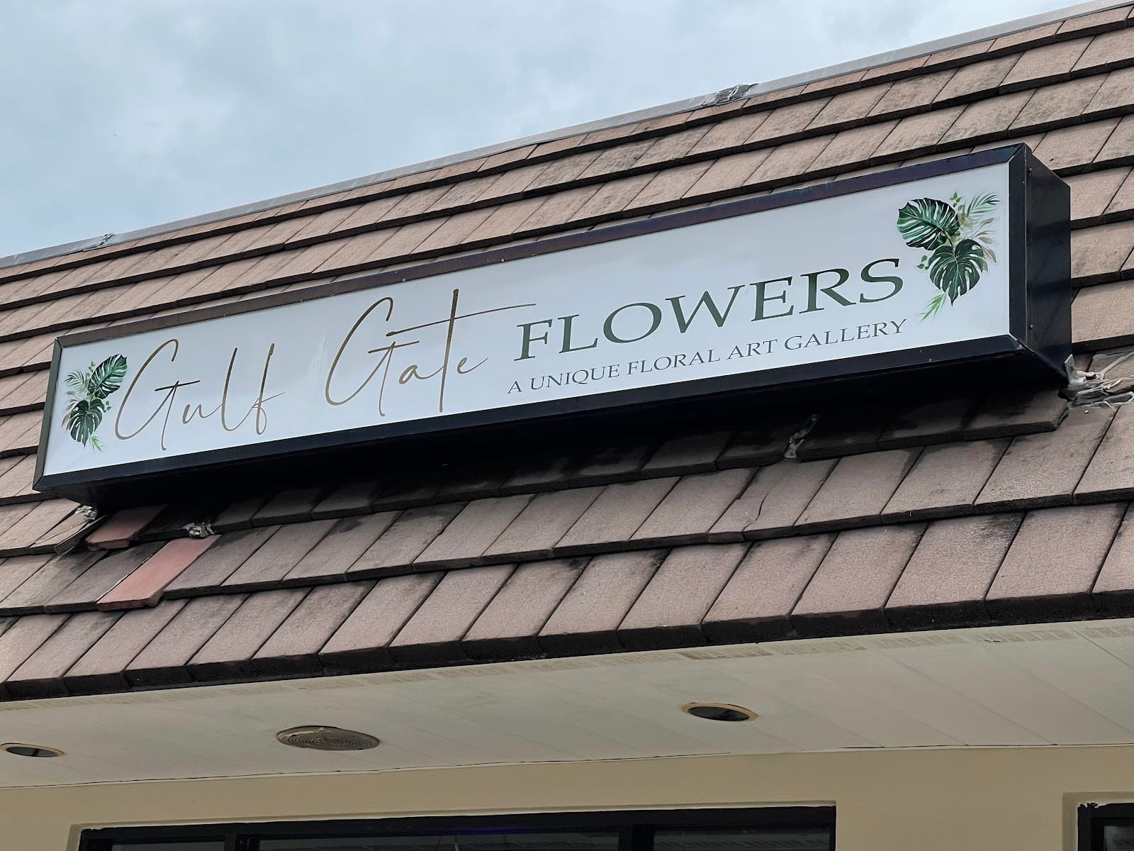Gulf Gate Flowers - Image 1