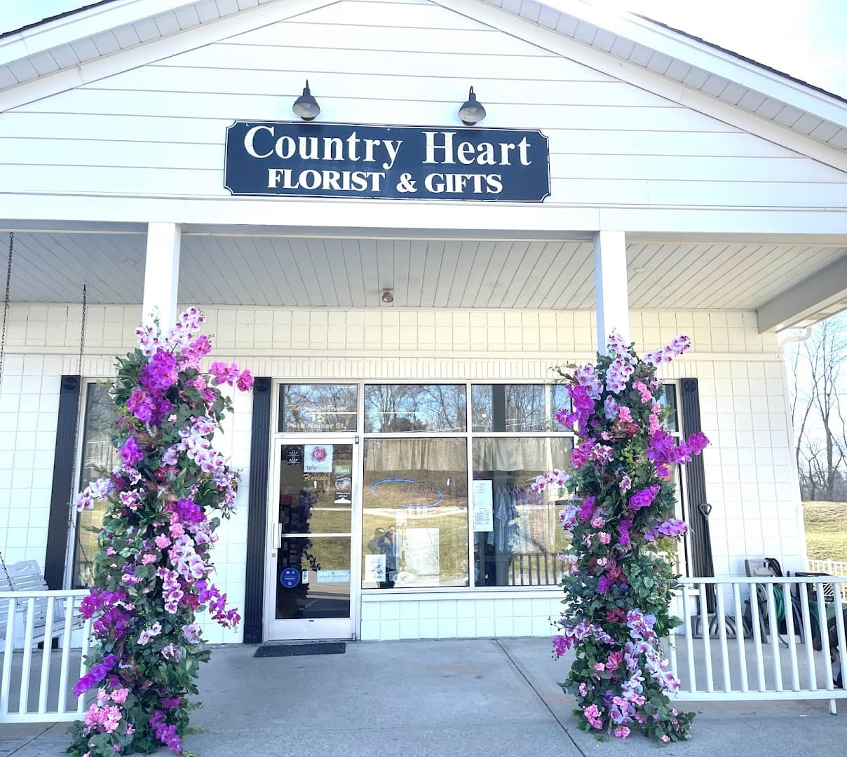 Country Heart Florist & Gifts - Image 1