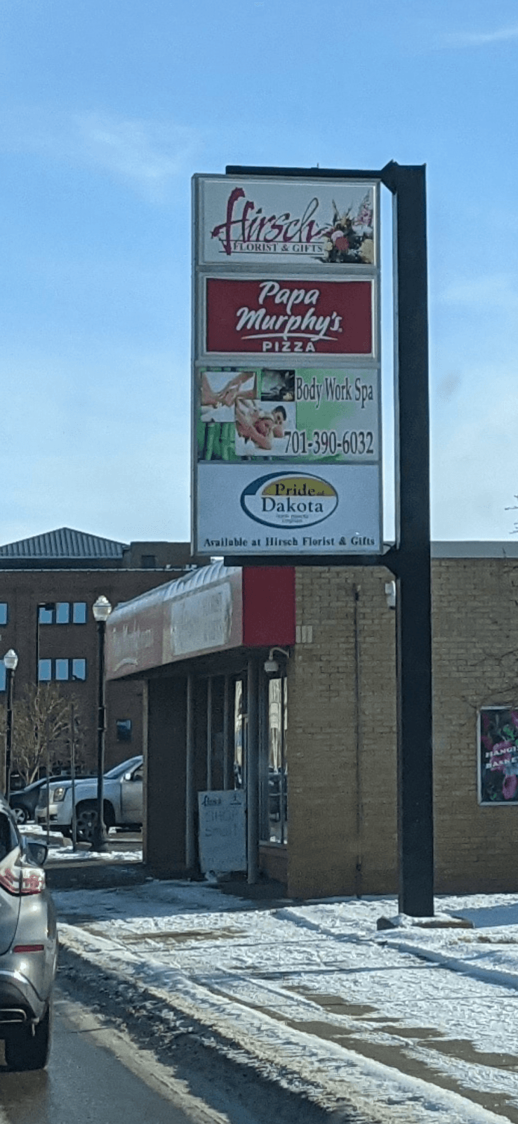 Hirsch Floral - Image 1