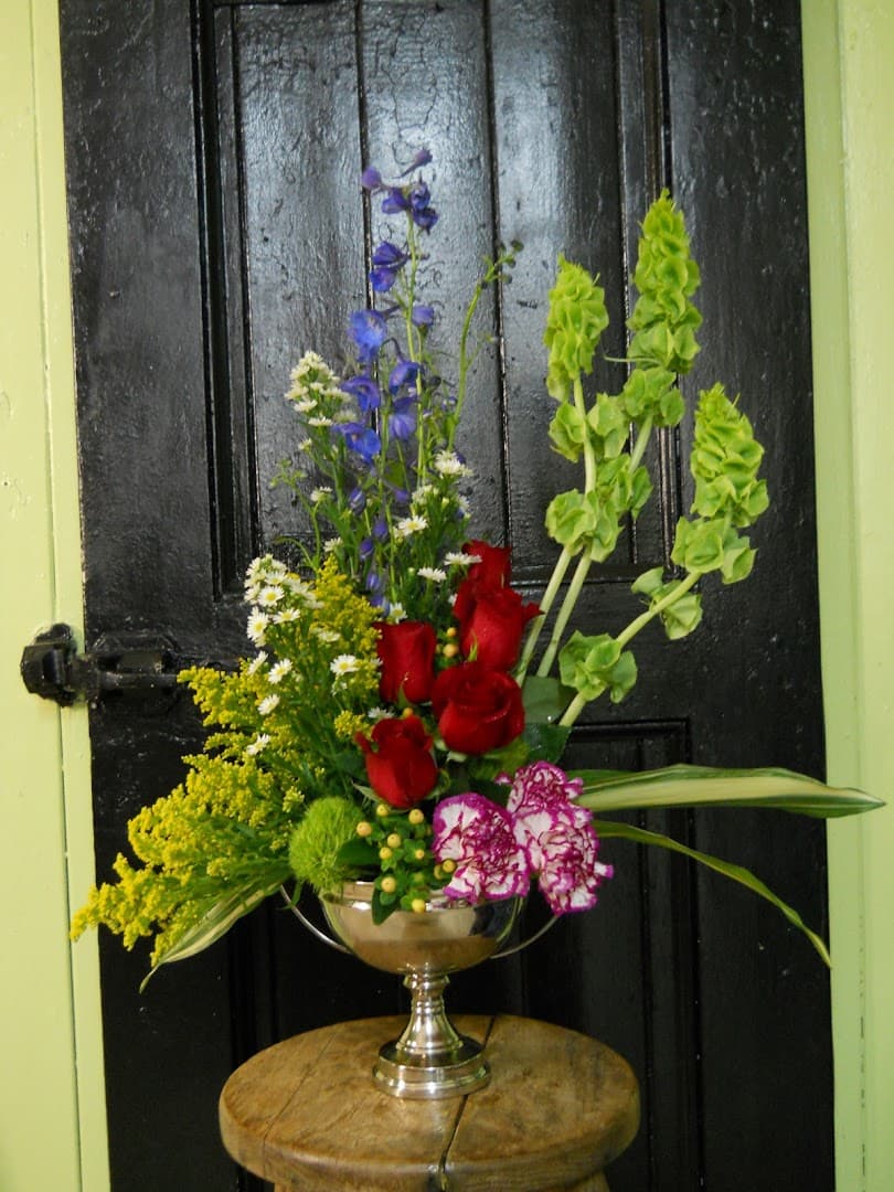 Red Bud Florist - Image 1