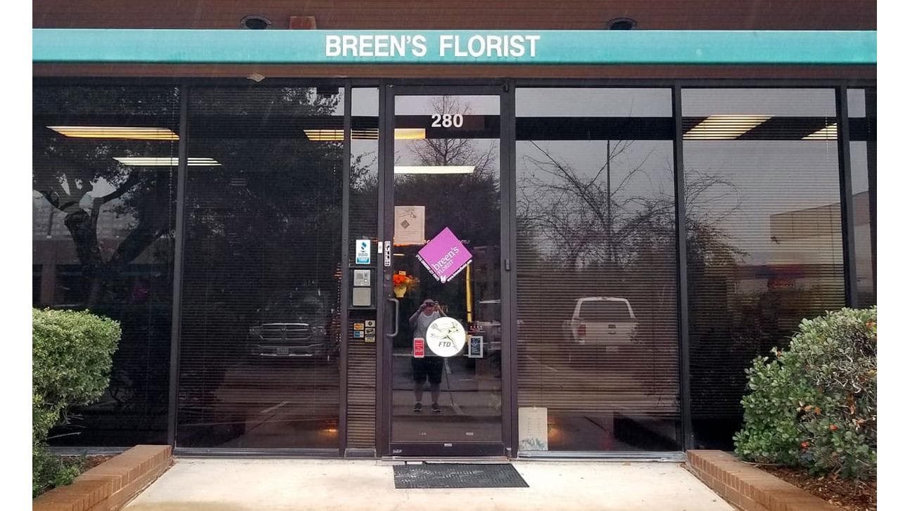 Breen's Florist - Image 1
