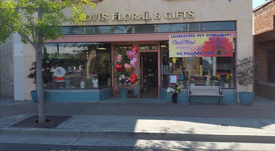 Clovis Floral & Gifts - Image 1