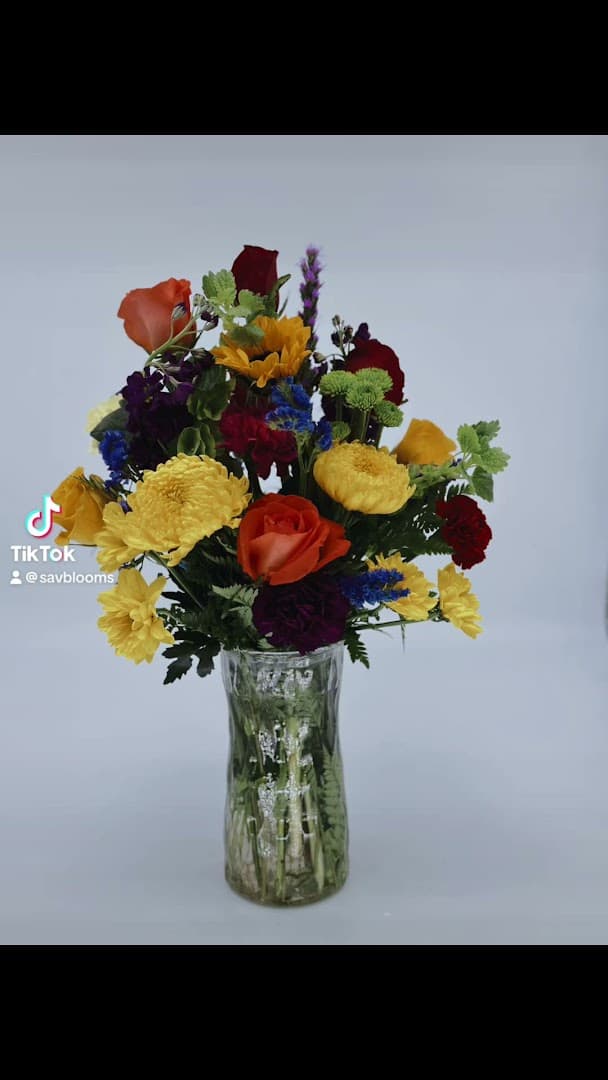 Johnson's Florist & Balloon Co. - Image 1