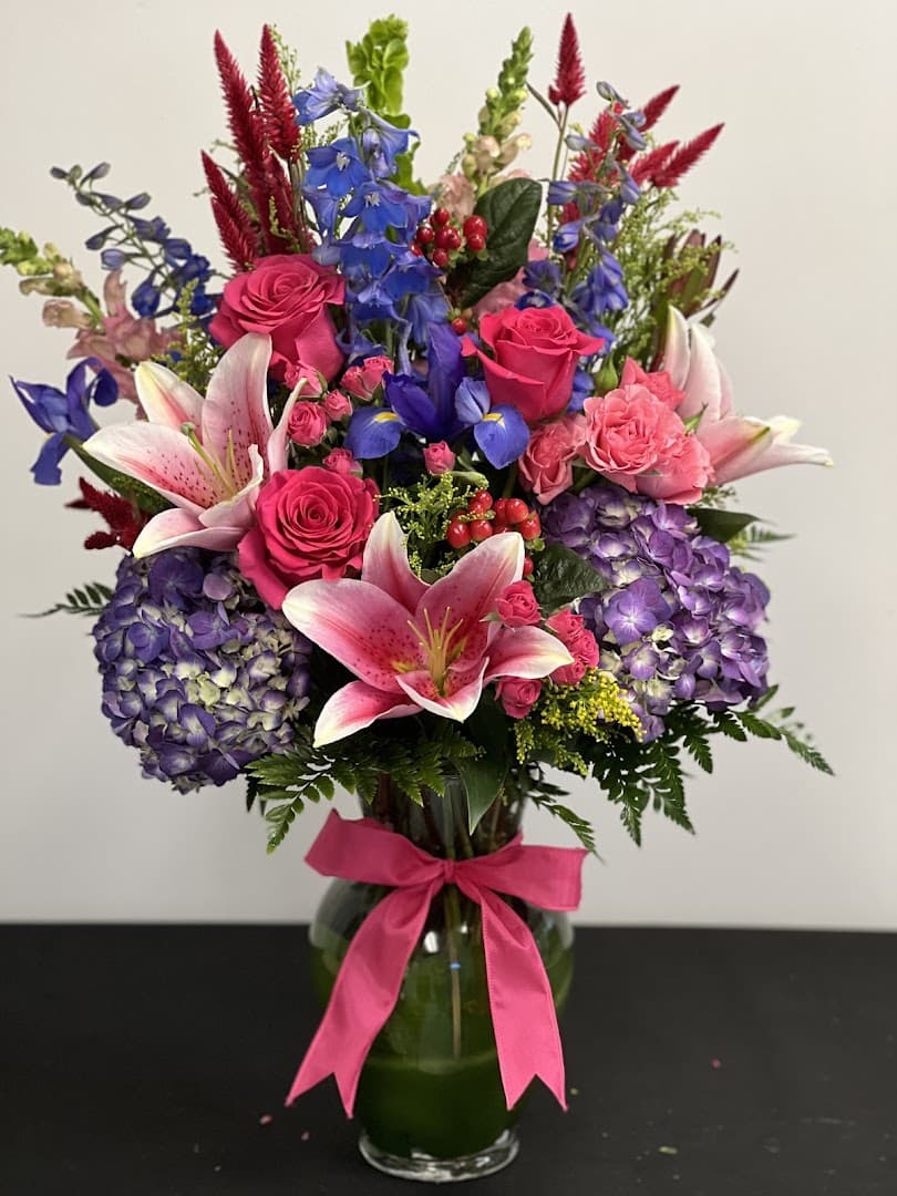 Maya Studio Florist - Image 1