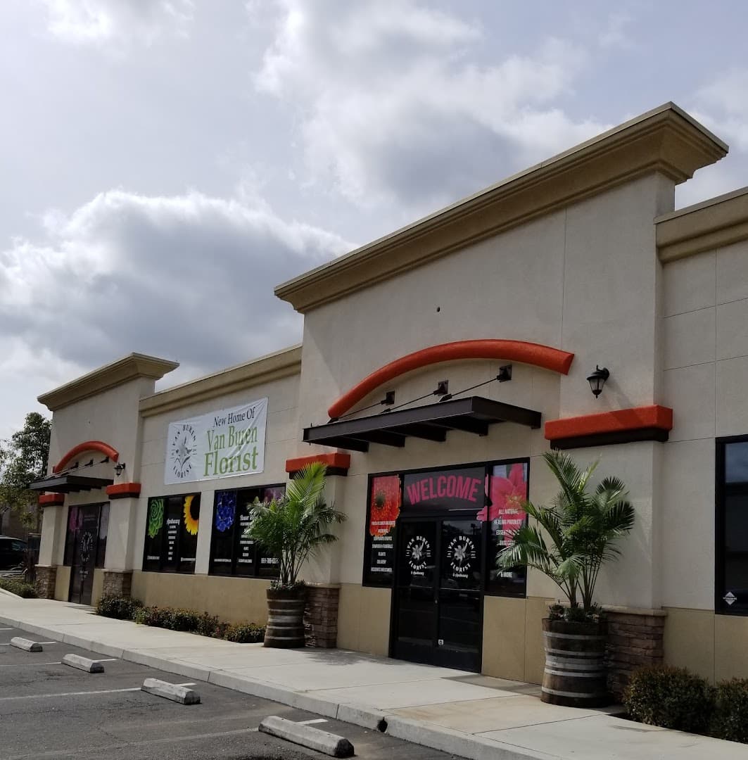 Van Buren Florist & Apothecary - Image 1