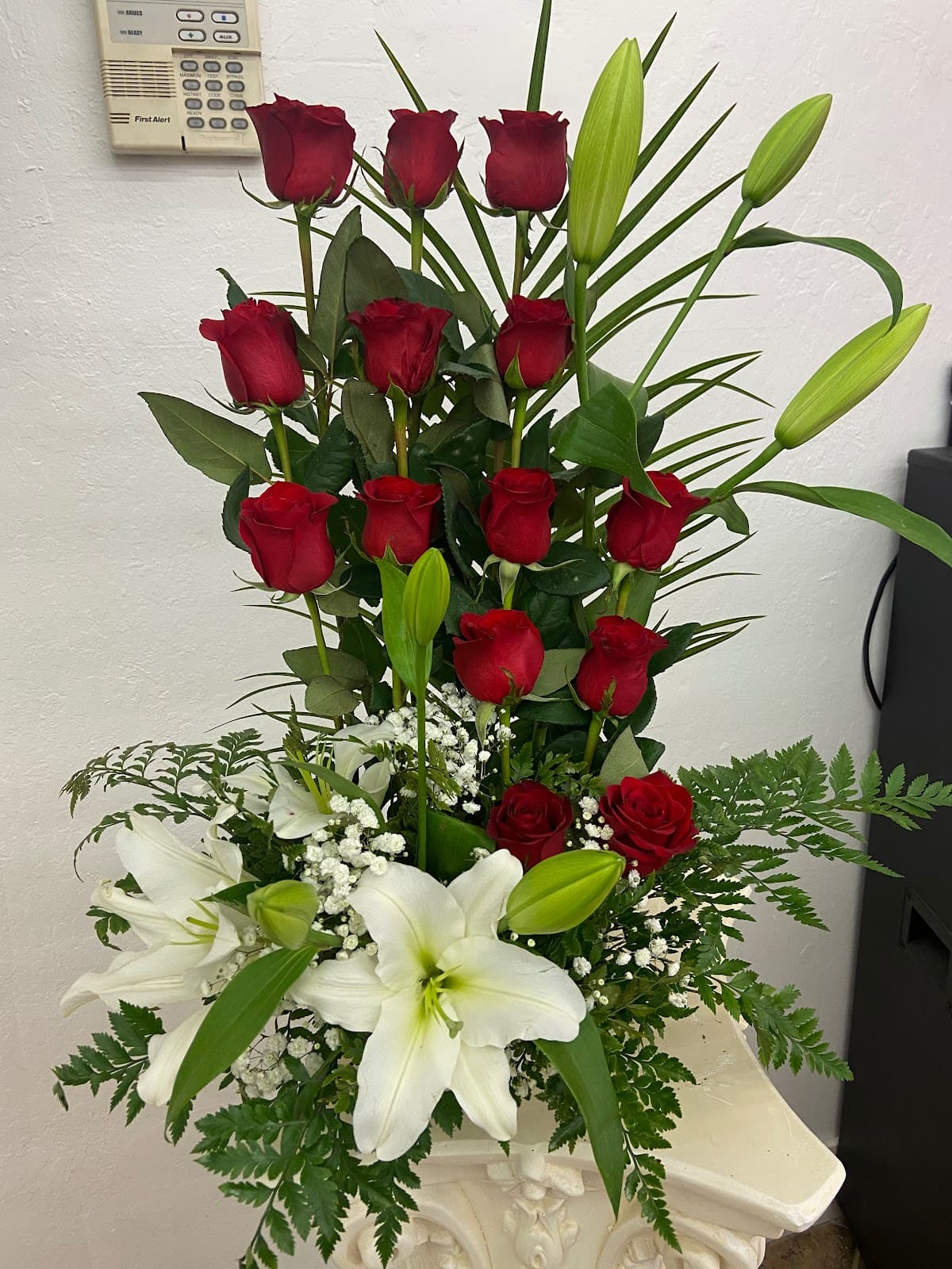 Josafat Flowers - Image 1