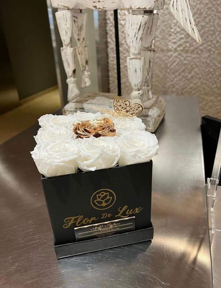 Flor De Lux - Image 1