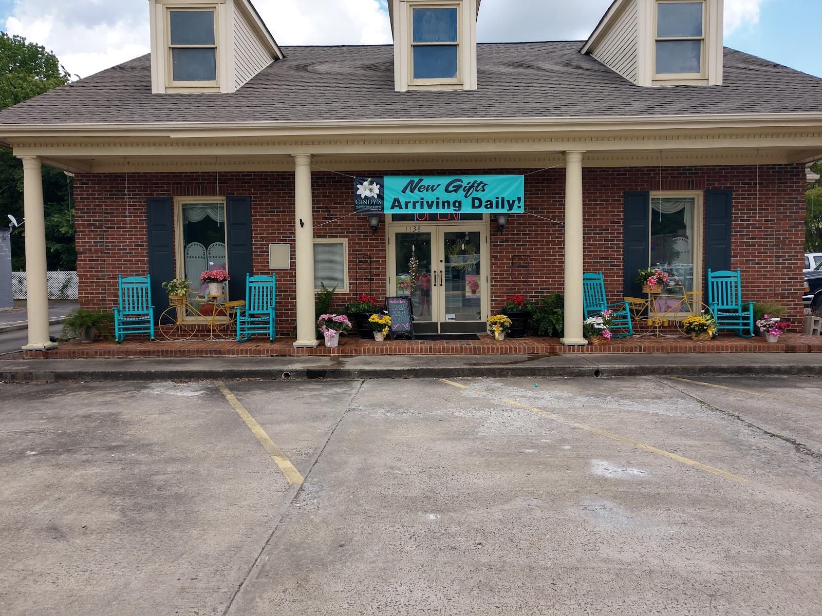 Cindys Flower Shop - Image 1