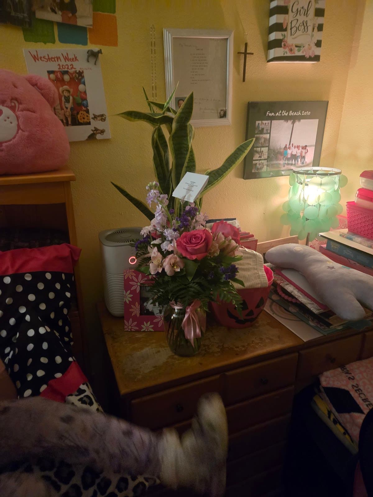 Petals Florist - Image 1