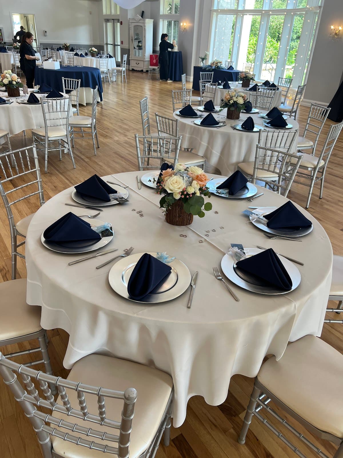 Bouquet Boutique, Inc. - Image 1