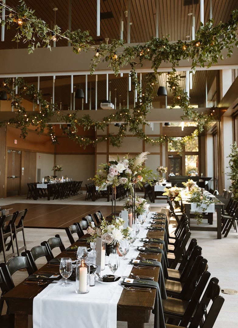 Blomstra Floriography | Bend OR Wedding Florist - Image 1