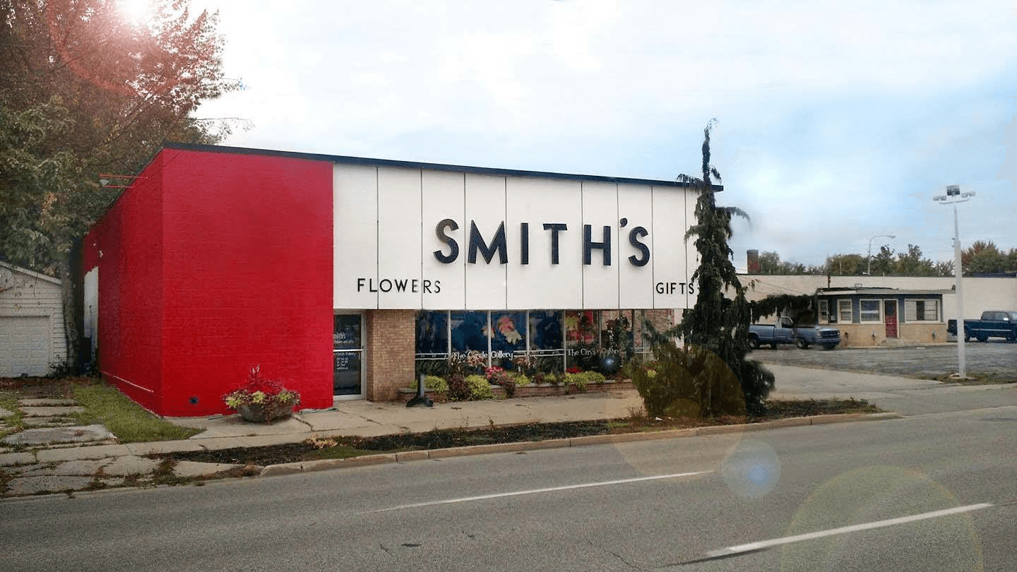 Smith's Flowers and Gifts - Image 1