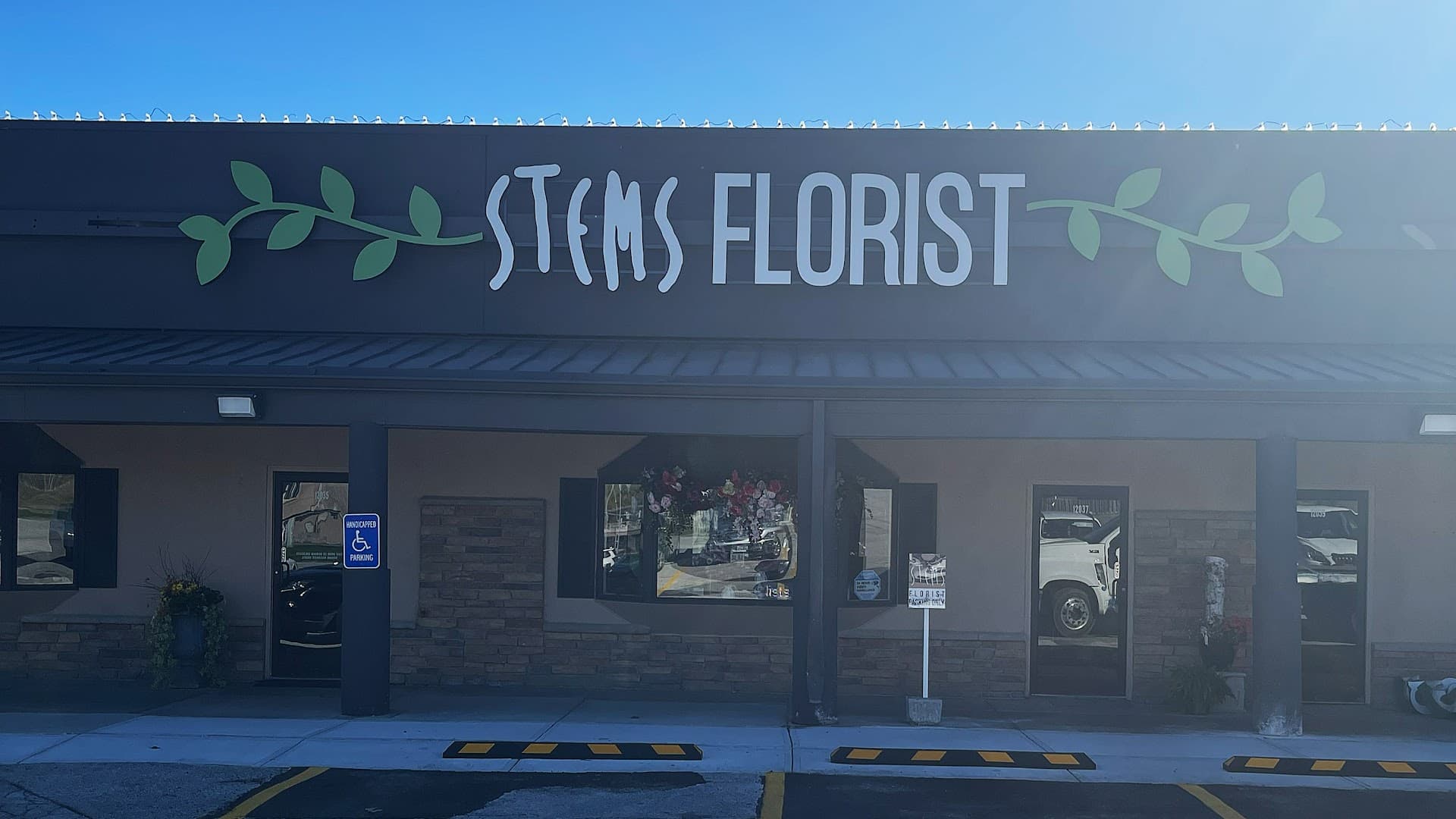 Stems Florist - Image 1