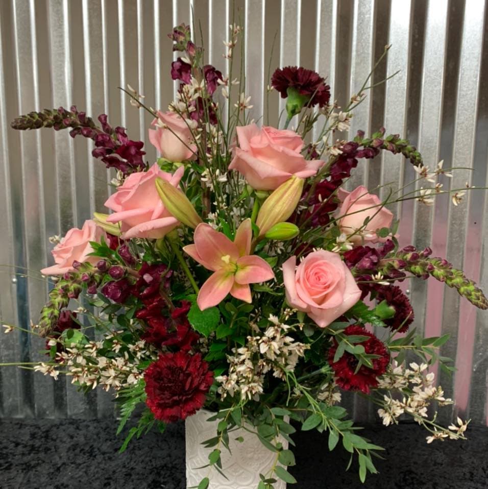 Connie's Floral Creations - Image 1