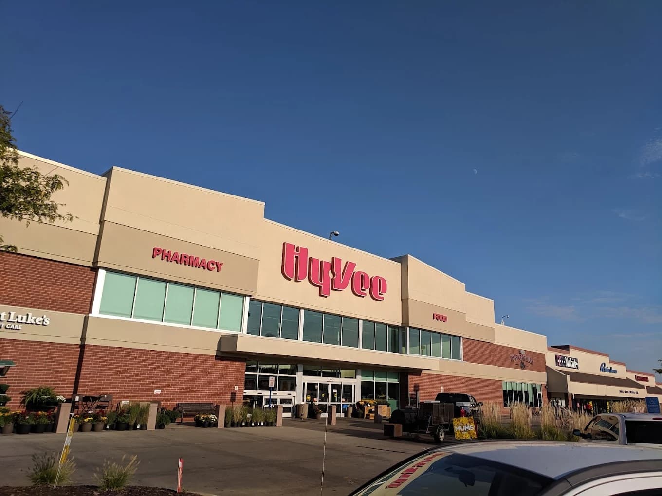 Hy-Vee Floral - Image 1
